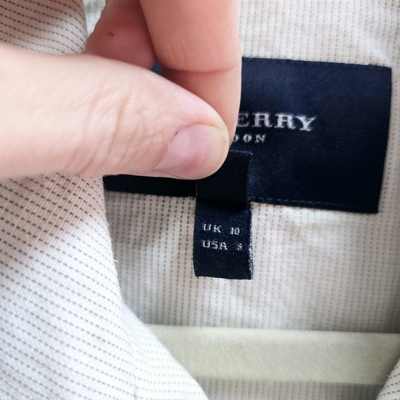 Burberry Belted Jacket - Picture 11 of 13